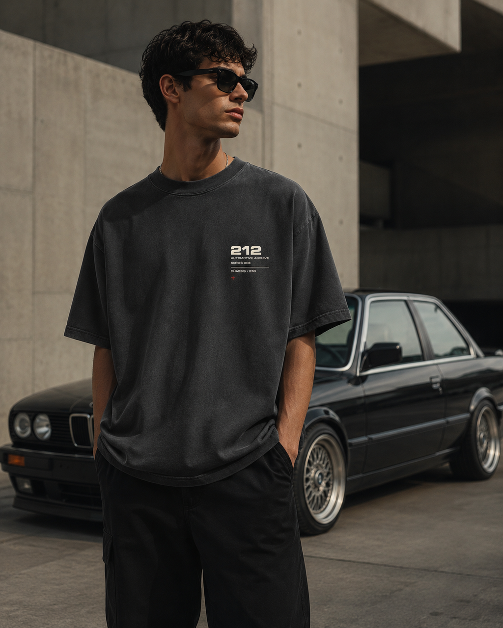 212WEAR Motorsport 006 – BMW E30 Premium Oversized T-Shirt