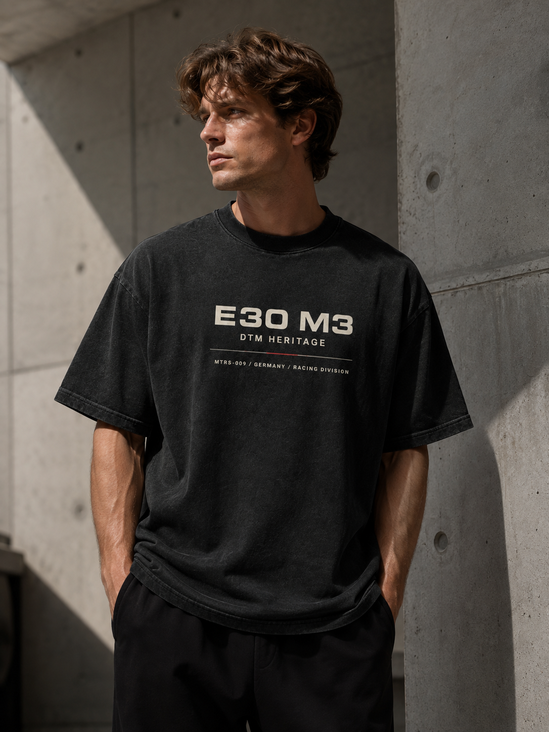 212WEAR Motorsport 009 – BMW E30 M3 Premium Oversized T-Shirt